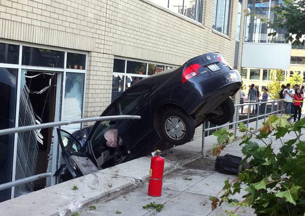 car-crashing
